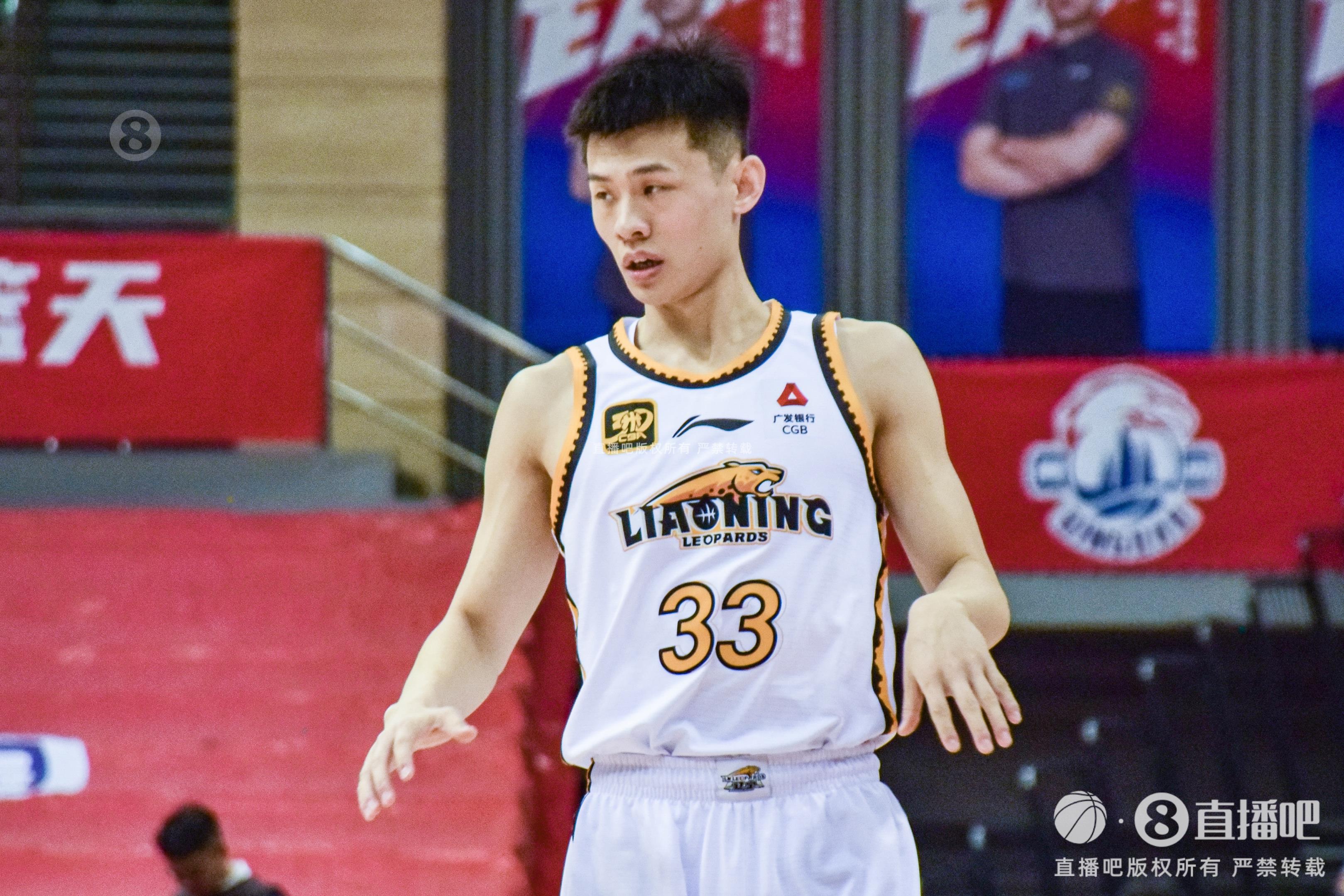 盡力了！王嵐嵚末節(jié)2記三分 全場18分鐘4中3拿到10分